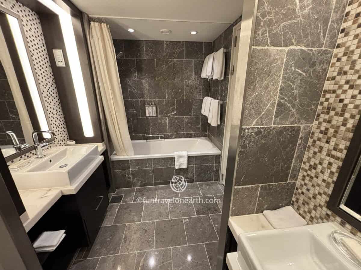 Grand Suite, Odyssey of the Seas, Royal Caribbean International