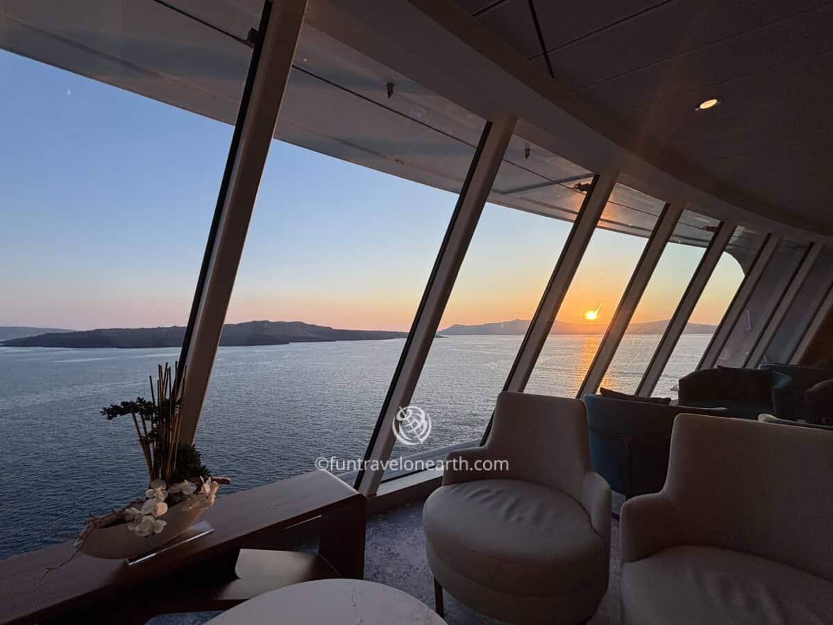 SUITE LOUNGE, Odyssey of the Seas, Royal Caribbean International