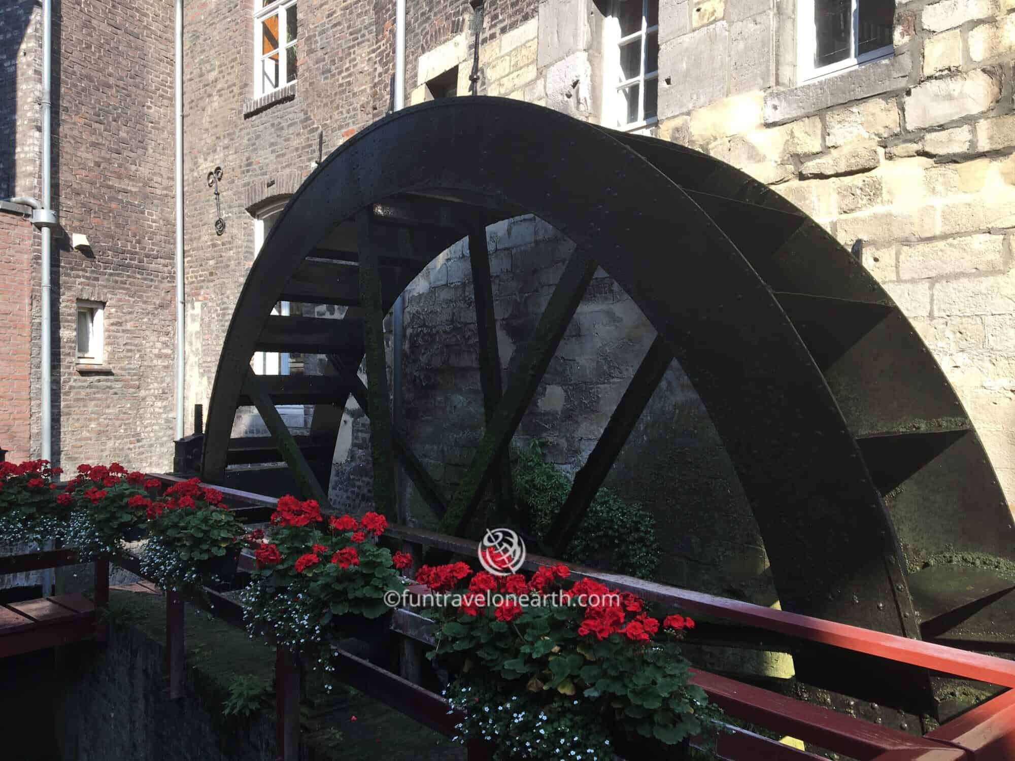 Maastricht Koln 1 オランダ マーストリヒトおすすめ 昔ながらの水車で挽く 原料も製法も大事にするパン屋さん Fun Travel On Earth